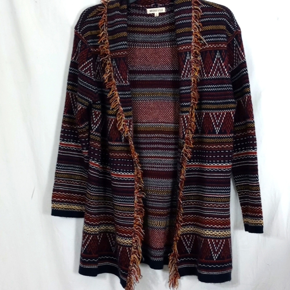 Margeaux & Elle Aztec fringe hems open front
